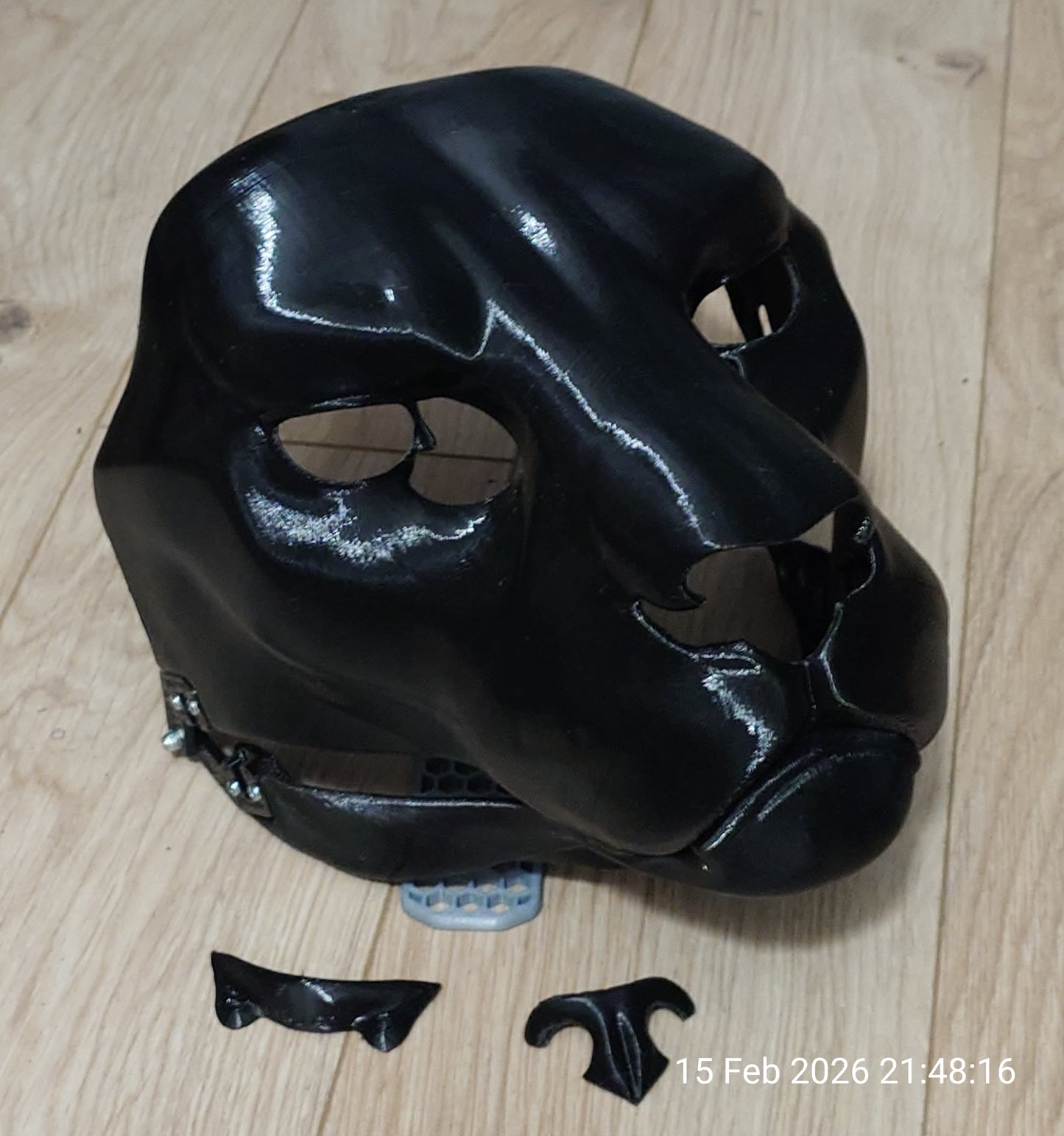 Ready-to-ship medium realistic tiger head base