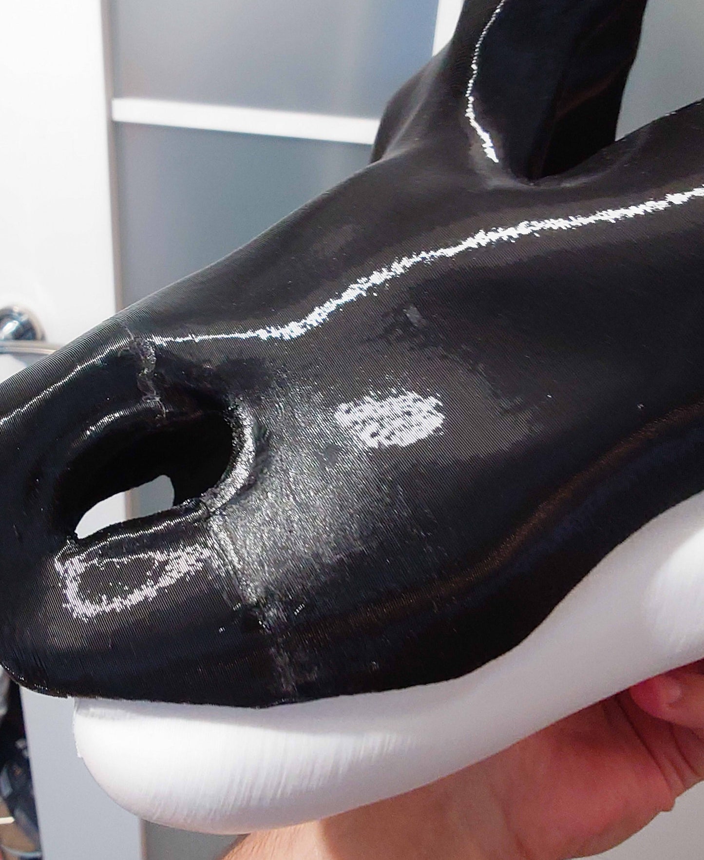 Discounted large Western dragon head base, variant 4, horns, black and white